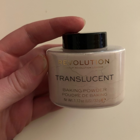 Revolution translucent baking powder makeup 32 g NWOT - Picture 2 of 4
